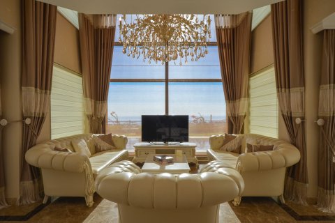 ویلا در  Alanya ، ترکیه 4 خوابه ، 430 متر مربع.  شماره 218227 - 2