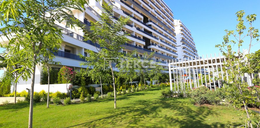 1+1 Apartment  in Aksu, Antalya, Turkey No. 43950