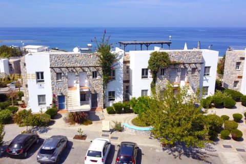 2+1 Lägenhet  i Esentepe, Girne,  Nr. 214168 - 1