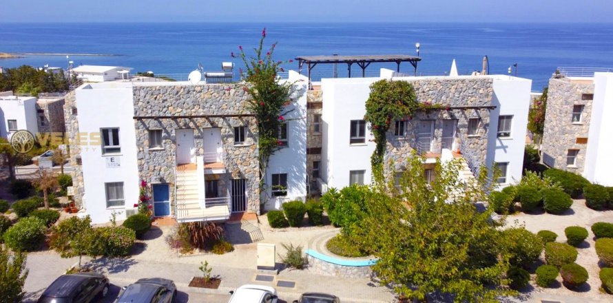2+1 Lägenhet  i Esentepe, Girne,  Nr. 214168