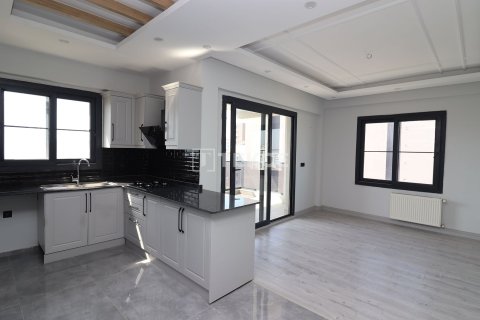 Apartment for sale  in Erdemli, Mersin, Turkey, 2 bedrooms, 112m2, No. 227279 – photo 19