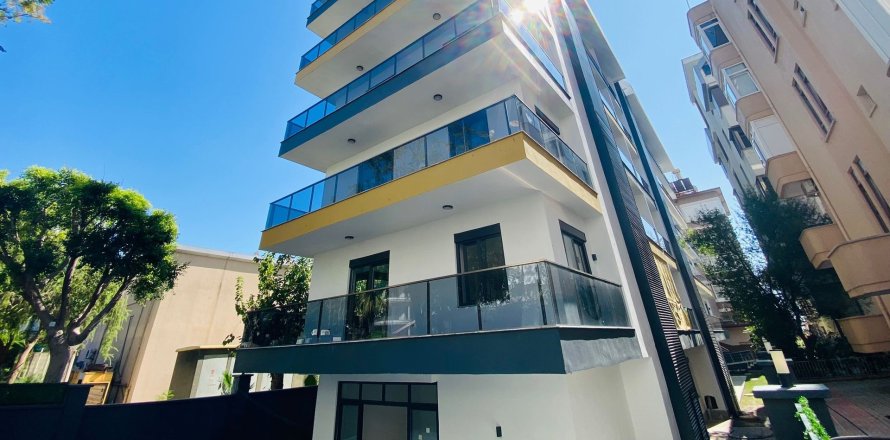 آپارتمان در  Alanya ، ترکیه 3 خوابه ، 120 متر مربع.  شماره 215586