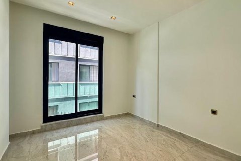 آپارتمان در  Alanya ، ترکیه 2 خوابه ، 81 متر مربع.  شماره 215896