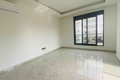 2+1 Wohnung  in Alanya, Antalya, Türkei Nr. 215901 - 2