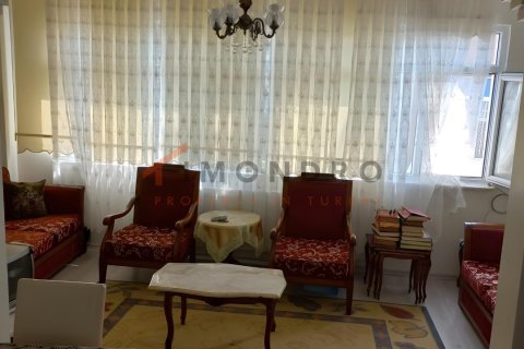 Квартира  1+1 в Фатихе, Стамбул, Турция №237497