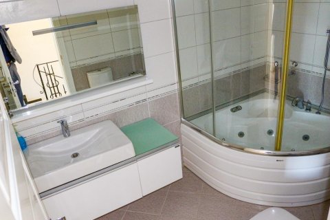 Villa  i Alanya, Antalya, Tyrkia Nr. 221590 - 12