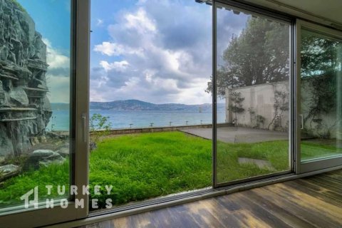 Villa  5+1  İstanbul, Türkiye №233970