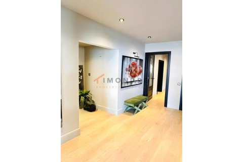 آپارتمان در Besiktas، Istanbul ، ترکیه 4 خوابه ، 210 متر مربع. شماره 225245 - 4