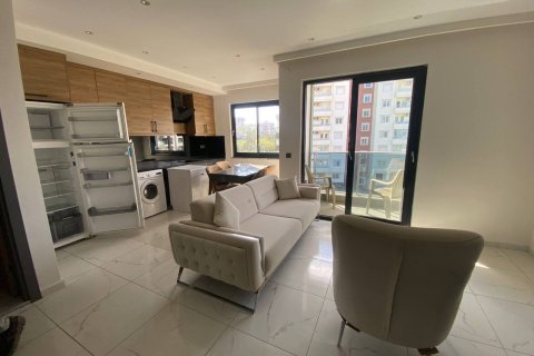 2+1 Apartment  in Alanya, Antalya, Turkey No. 219778