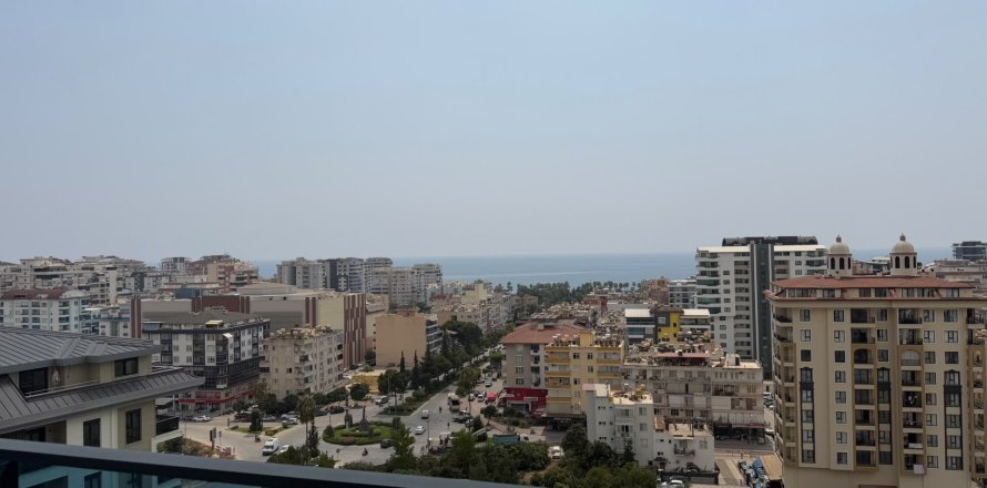 1+1 Apartment in Mahmutlar, Antalya, Turkey No. 229017