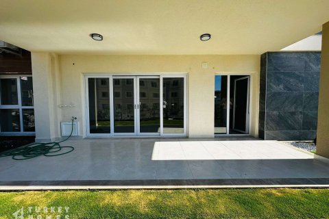 2+1 Wohnung in Kusadasi, Aydin, Türkei Nr. 233202 - 2
