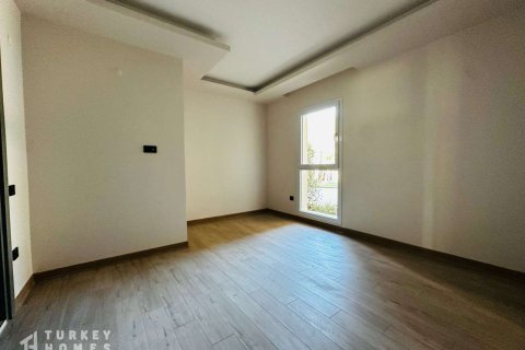 2+1 Wohnung in Kusadasi, Aydin, Türkei Nr. 233202 - 19