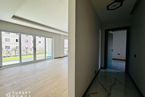 2+1 Wohnung in Kusadasi, Aydin, Türkei Nr. 233202 - 12