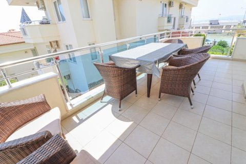 Аренда квартиры  в Аланье, Анталье, Турция 3+1, 150м2, №216851 – фото 12