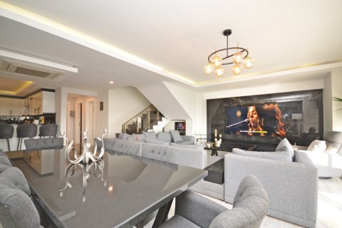 3+1 Villa i Alanya, Antalya, Tyrkiet Nr. 216848 - 8