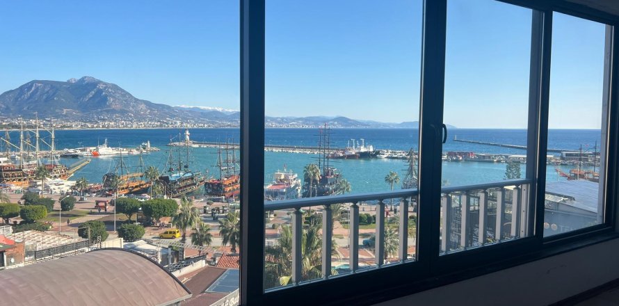 3+1 Leilighet  i Alanya, Antalya, Tyrkia Nr. 217458