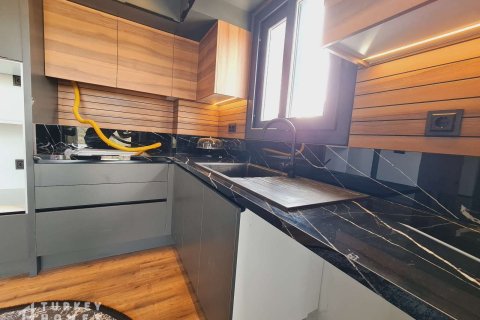 3+1 Wohnung  in Kusadasi, Aydin, Türkei Nr. 233207 - 8