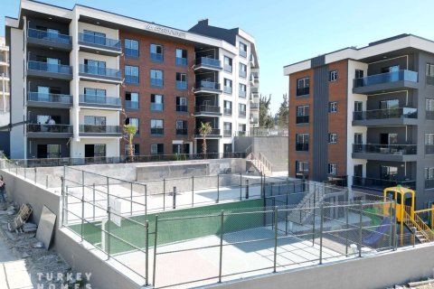 3+1 Wohnung  in Kusadasi, Aydin, Türkei Nr. 233207 - 2
