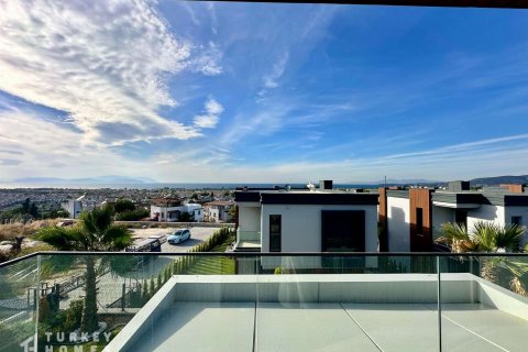 Villa  4+1  Kuşadası, Aydın, Türkiye №233209 - 14