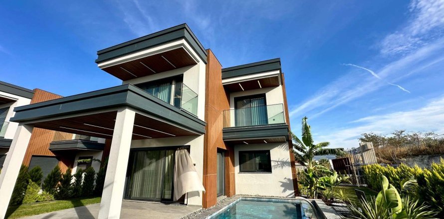 Villa  4+1  Kuşadası, Aydın, Türkiye №233209