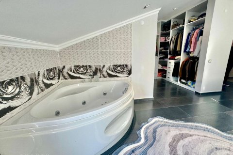 Продажа квартиры  в Фетхие, Мугле, Турция 5+1, 250м2, №233204 – фото 19