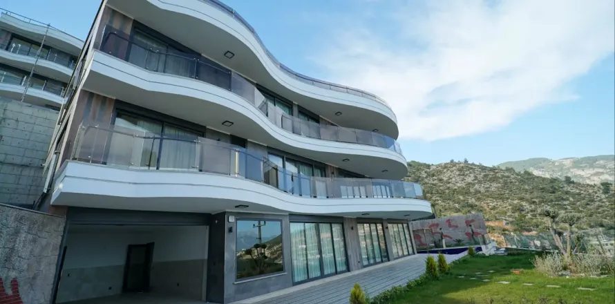 4+1 Villa  i Alanya, Antalya, Tyrkiet Nr. 219610