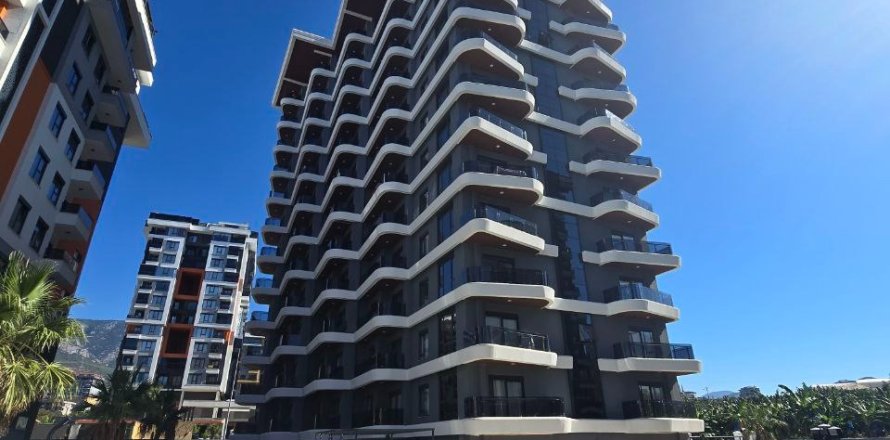 2+1 Apartment  in Mahmutlar, Antalya, Turkey No. 213133