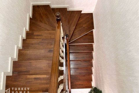 Villa 5+1 İstanbul, Türkiye №233255 - 16