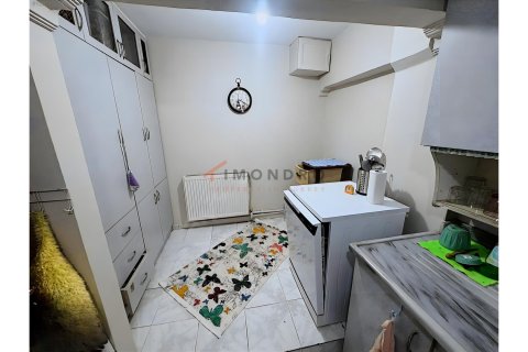 Продажа квартиры  в Фатихе, Стамбуле, Турция 3+1, 110м2, №223134 – фото 13