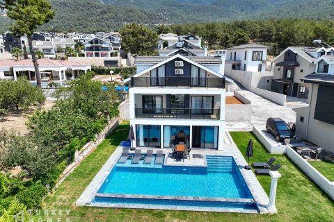 4+1 Villa in Ovacik, Mugla, Türkei Nr. 232778 - 3