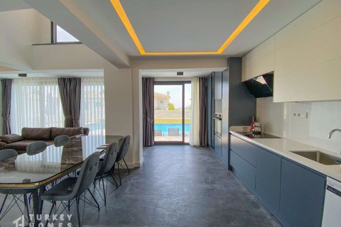 4+1 Villa in Ovacik, Mugla, Türkei Nr. 232778 - 9