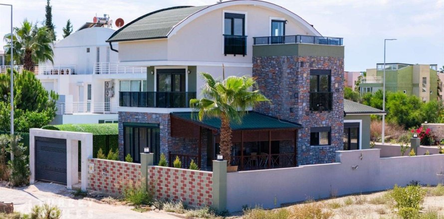 Вилла  4+1 в Белеке, Анталья, Турция №232777