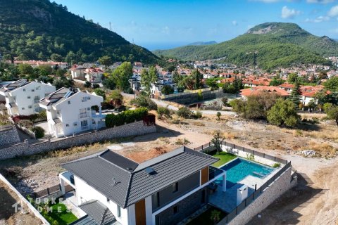Villa 4+1 Ovacık, Muğla, Türkiye №232775 - 2