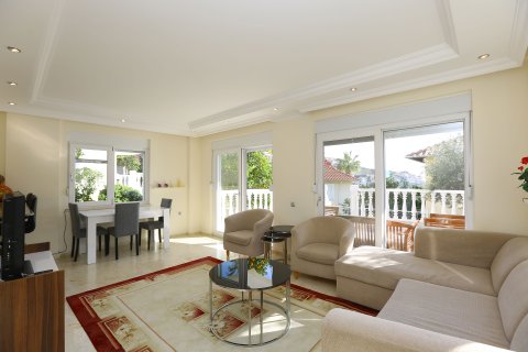2+1 Villa  i Alanya, Antalya, Turkiet Nr. 217382 - 4