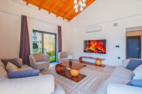 4+1 Villa  i Fethiye, Mugla, Tyrkiet Nr. 232439 - 7