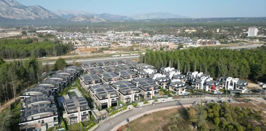 آپارتمان در  Mugla ، ترکیه 5 خوابه ، 444 متر مربع.  شماره 224053