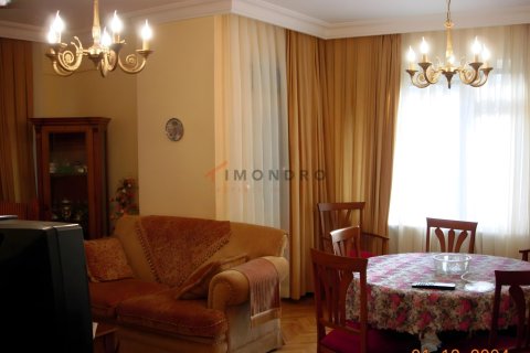 3+1 Apartment  in Besiktas, Istanbul, Turkey No. 232174