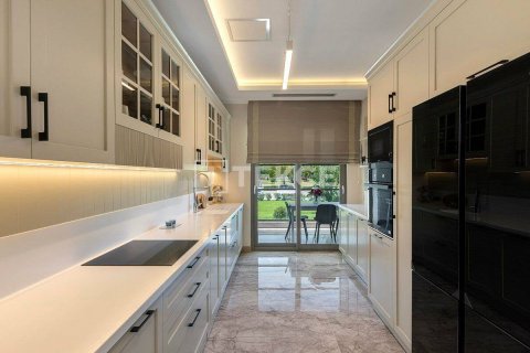 Apartment for sale  in Antalya, Turkey, 3 bedrooms, 200m2, No. 216212 – photo 17