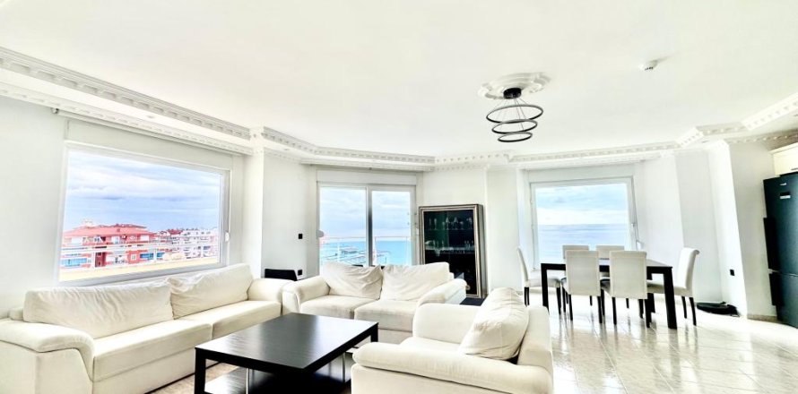 Leilighet  i Mahmutlar, Antalya, Tyrkia Nr. 216208