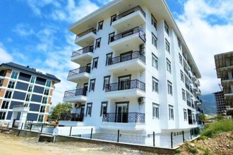1+1 Apartment  in Mahmutlar, Antalya, Turkey No. 231262
