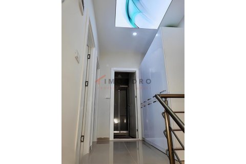 Продажа квартиры  в Коньяалты, Анталье, Турция 3+1, 135м2, №215466 – фото 16