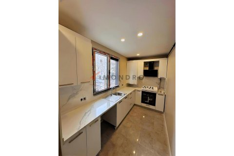 Apartment for sale in Üsküdar, Istanbul, Turkey, 2 bedrooms, 100m2, No. 215467 – photo 7