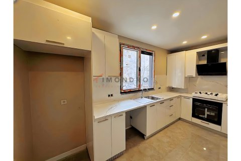 Apartment for sale in Üsküdar, Istanbul, Turkey, 2 bedrooms, 100m2, No. 215467 – photo 8