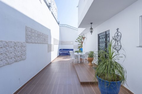 ویلا در  Alanya ، ترکیه 3 خوابه ، 200 متر مربع.  شماره 217331 - 18