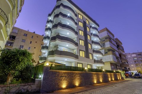 2+1 Leilighet  i Mahmutlar, Antalya, Tyrkia Nr. 217328 - 2