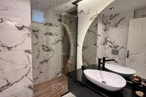 آپارتمان در  Mahmutlar ، ترکیه 2 خوابه ، 135 متر مربع.  شماره 217332 - 13