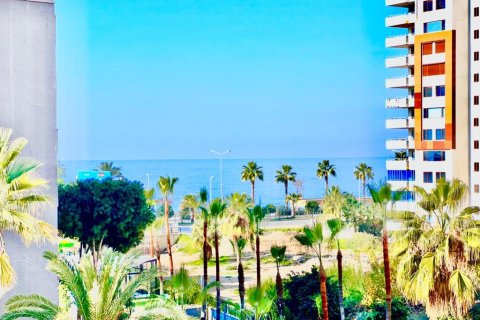 آپارتمان در  Mahmutlar ، ترکیه 2 خوابه ، 135 متر مربع.  شماره 217332 - 2