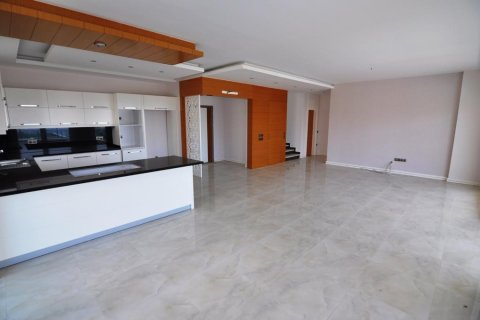 ویلا در  Alanya ، ترکیه 5 خوابه ، 300 متر مربع.  شماره 217330 - 5