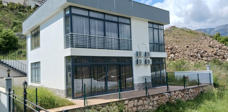 Вилла  3+1 в Аланье, Анталья, Турция №221298