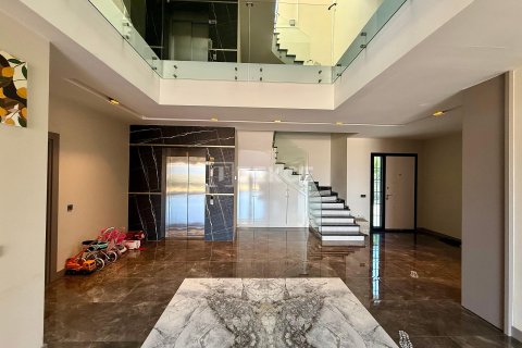7+1 Villa in Alanya, Antalya, Türkei Nr. 238079 - 13